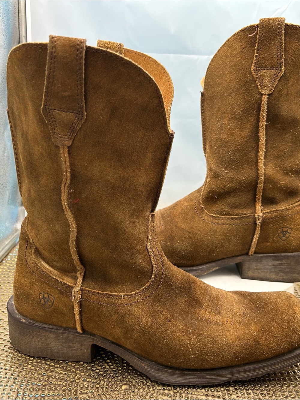 Ariat men 10 suede rambler cowboy boots